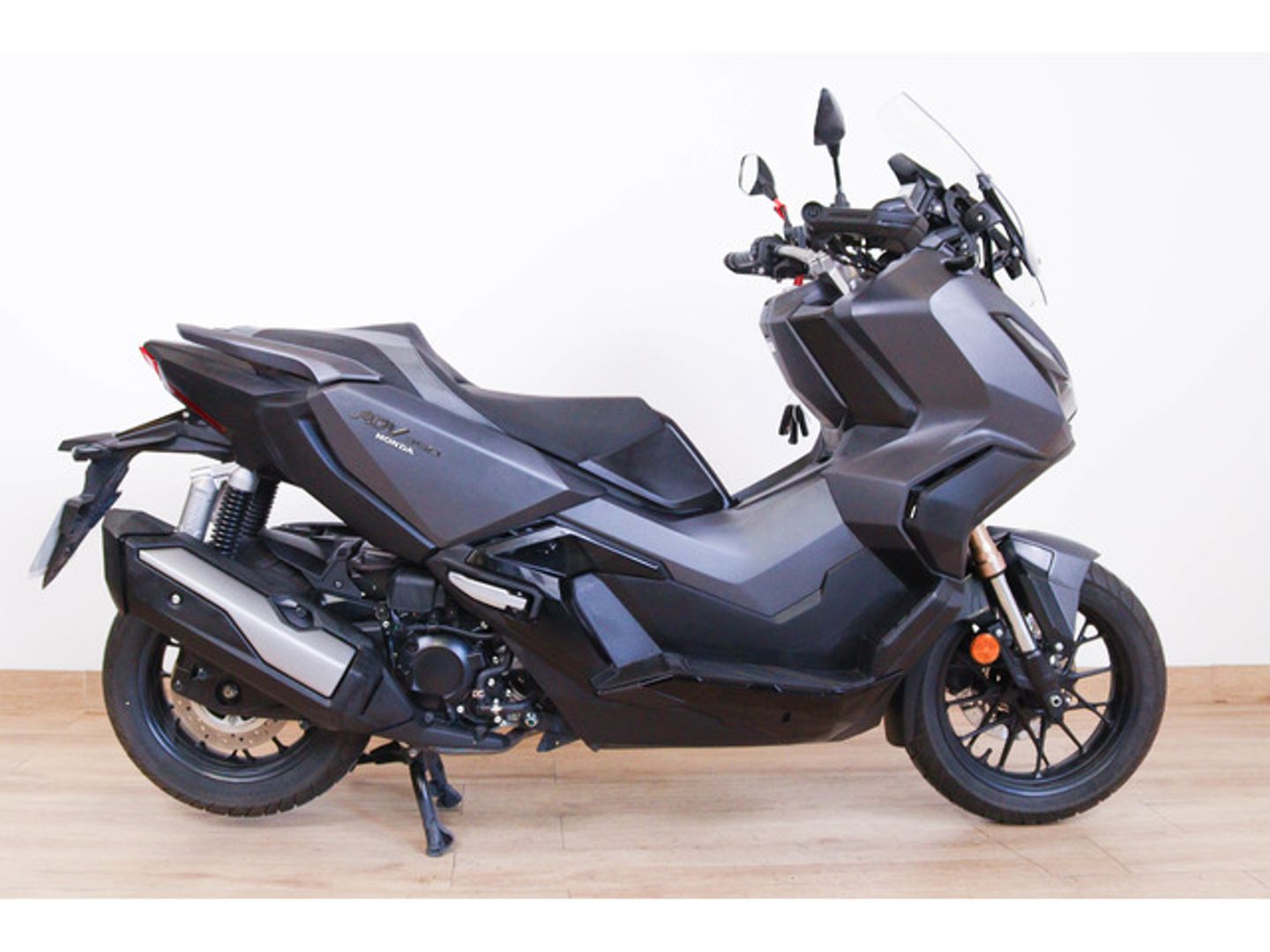 Honda ADV350 Negro Motorcycle