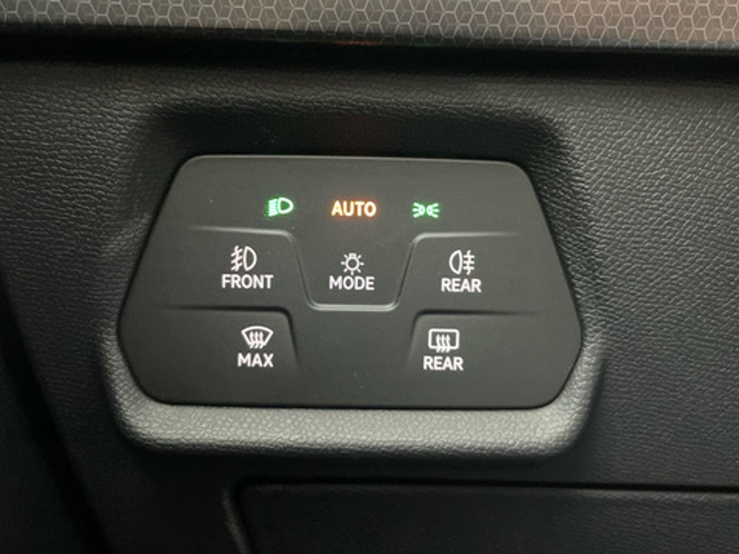 SEAT León 1.5 TSI S&S Style Go 96 kW (130 CV)