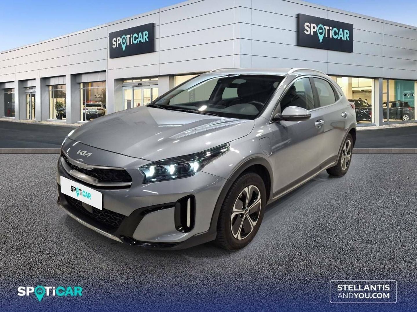 Kia XCeed 1.6 GDi PHEV eDrive 104 kW (141 CV) Gris Plata SUV