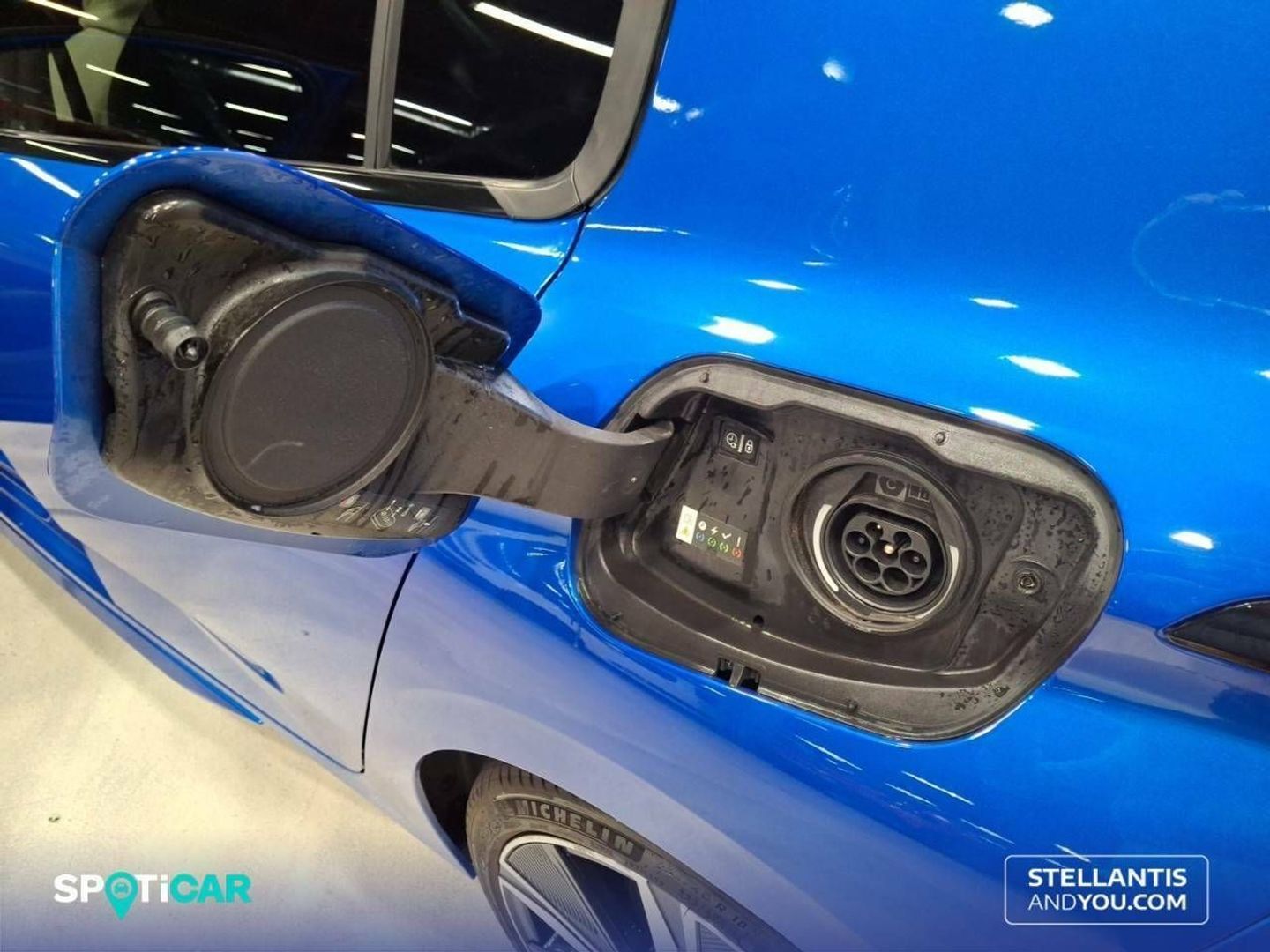 Peugeot 308 GT Hybrid 180 eEAT8 132 kW (180 CV)