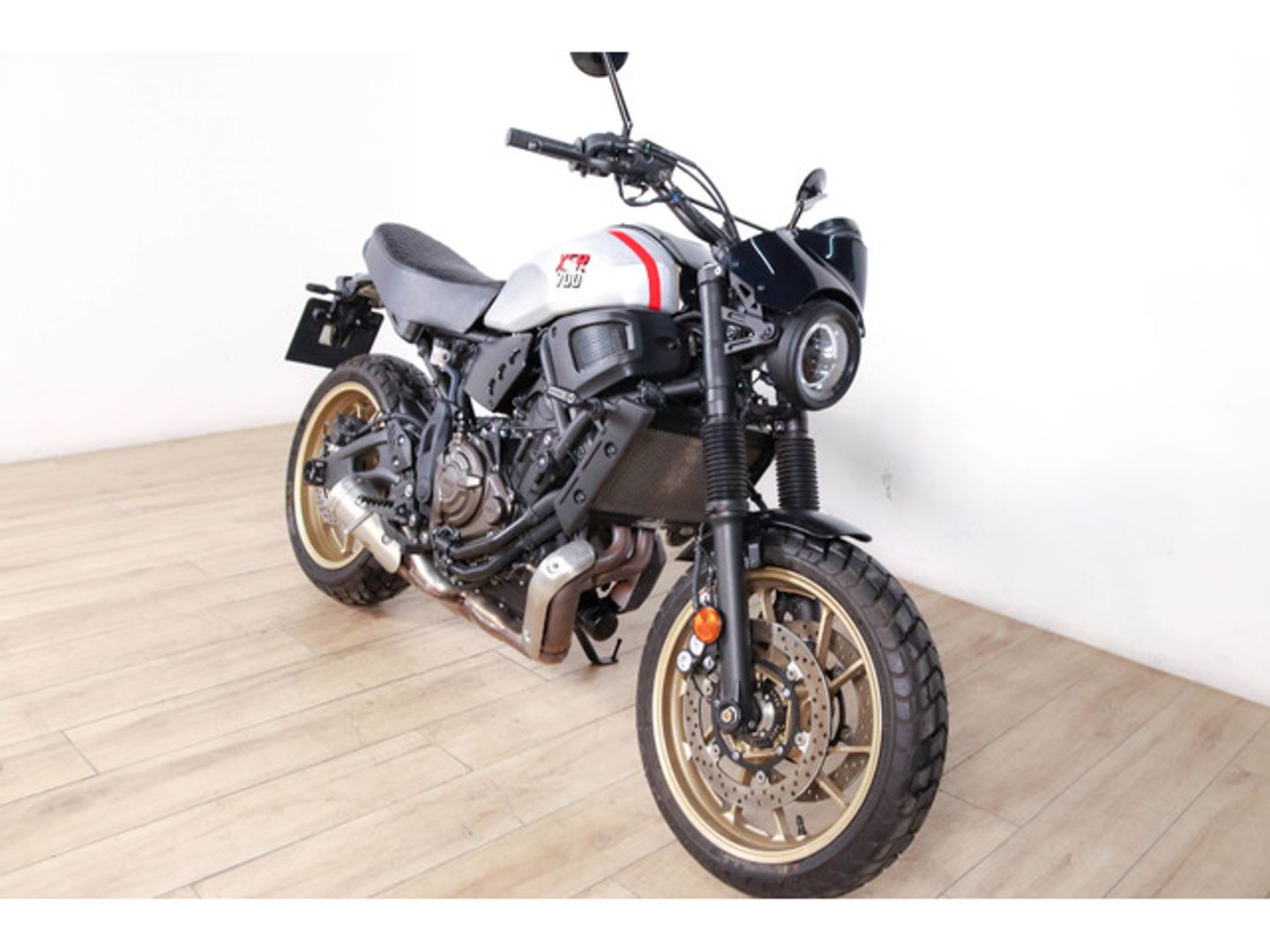 Yamaha XSR700 XTribute