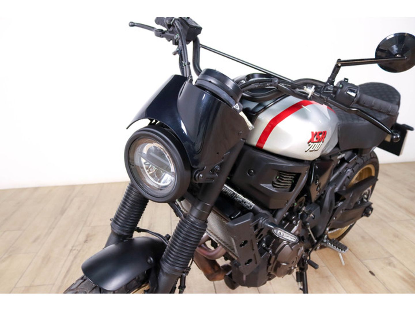 Yamaha XSR700 XTribute