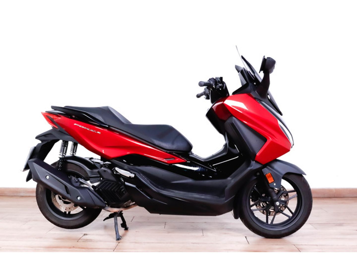 Honda Forza 125 ABS Rojo Motorcycle