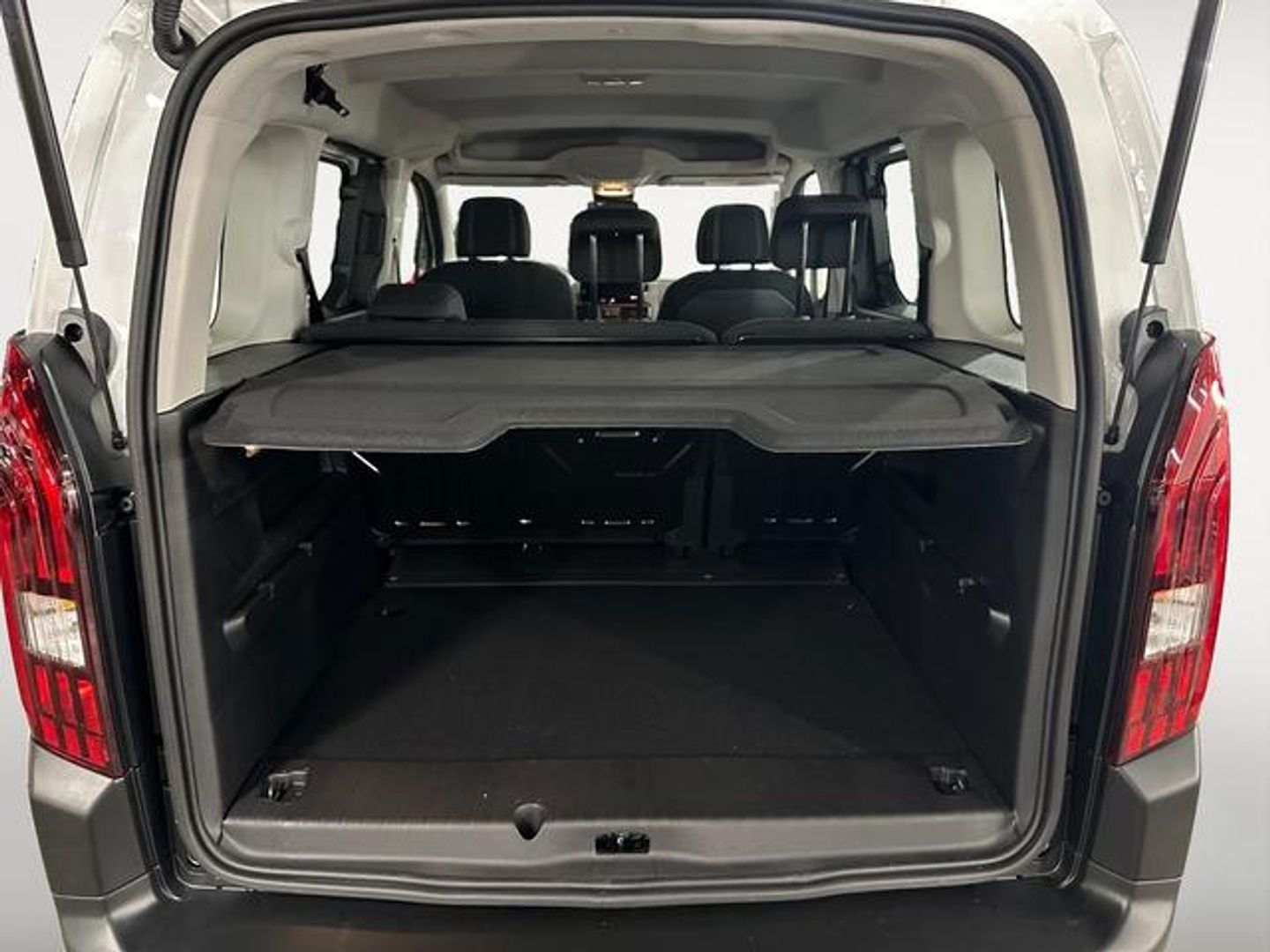 Peugeot Rifter BlueHDi 100 Allure 74 kW (100 CV)