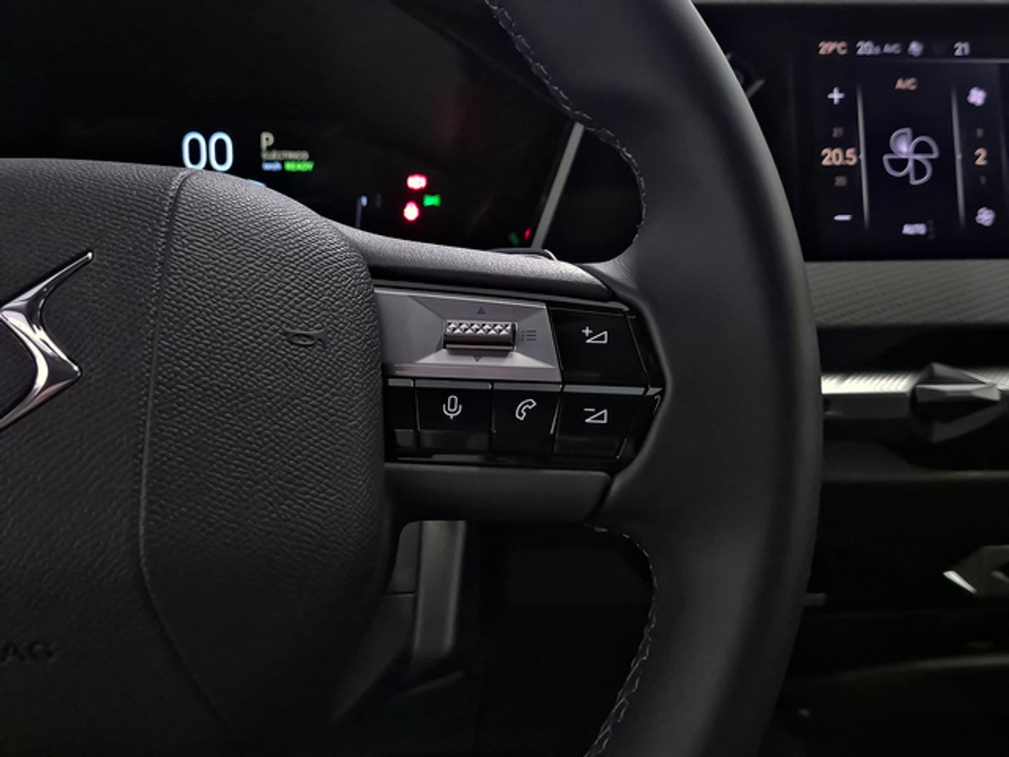 DS DS4 E-Tense 225 Bastille 165 kW (225 CV)