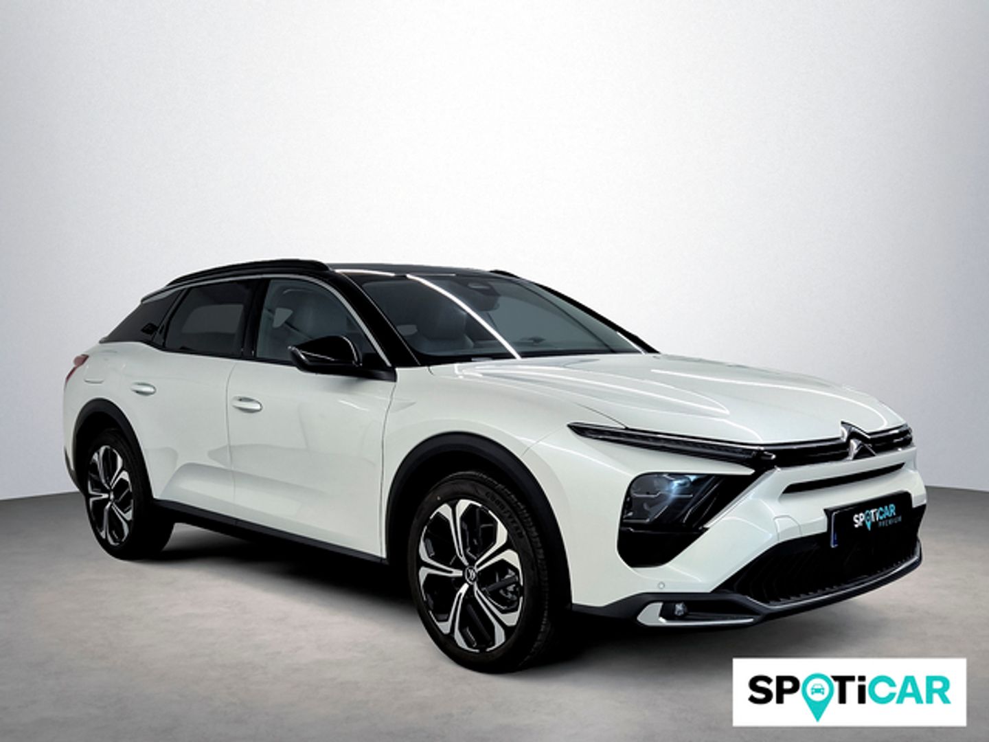 Citroen C5 X PureTech 130 S&S Plus EAT8 96 kW (130 CV) Blanco Sedan