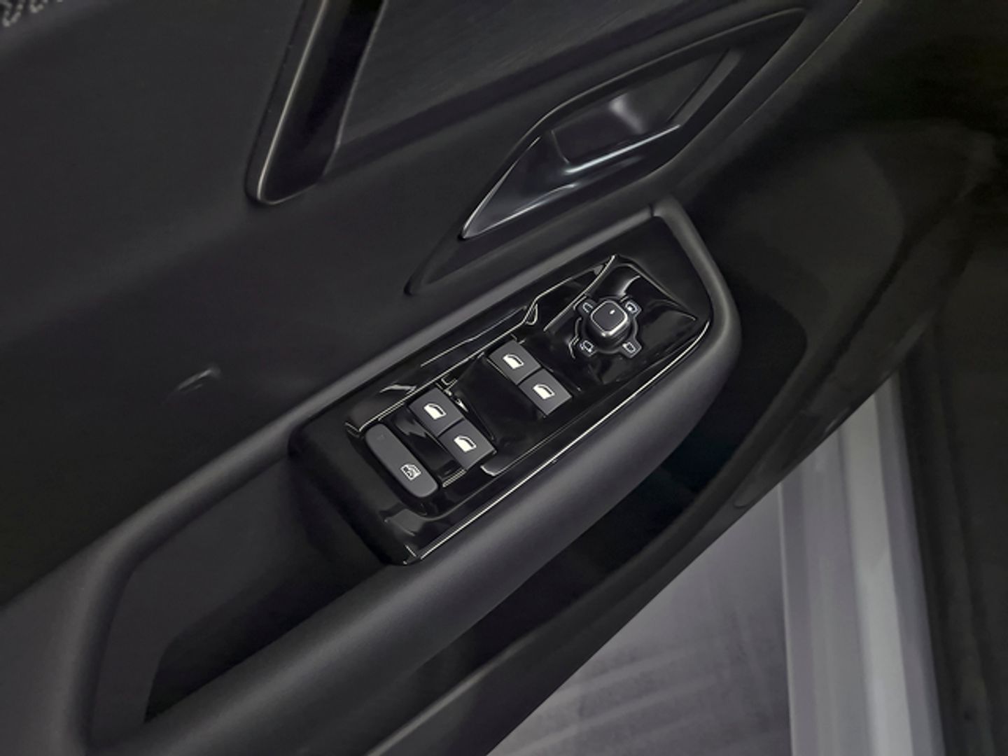 Citroen C5 X PureTech 130 S&S Plus EAT8 96 kW (130 CV)