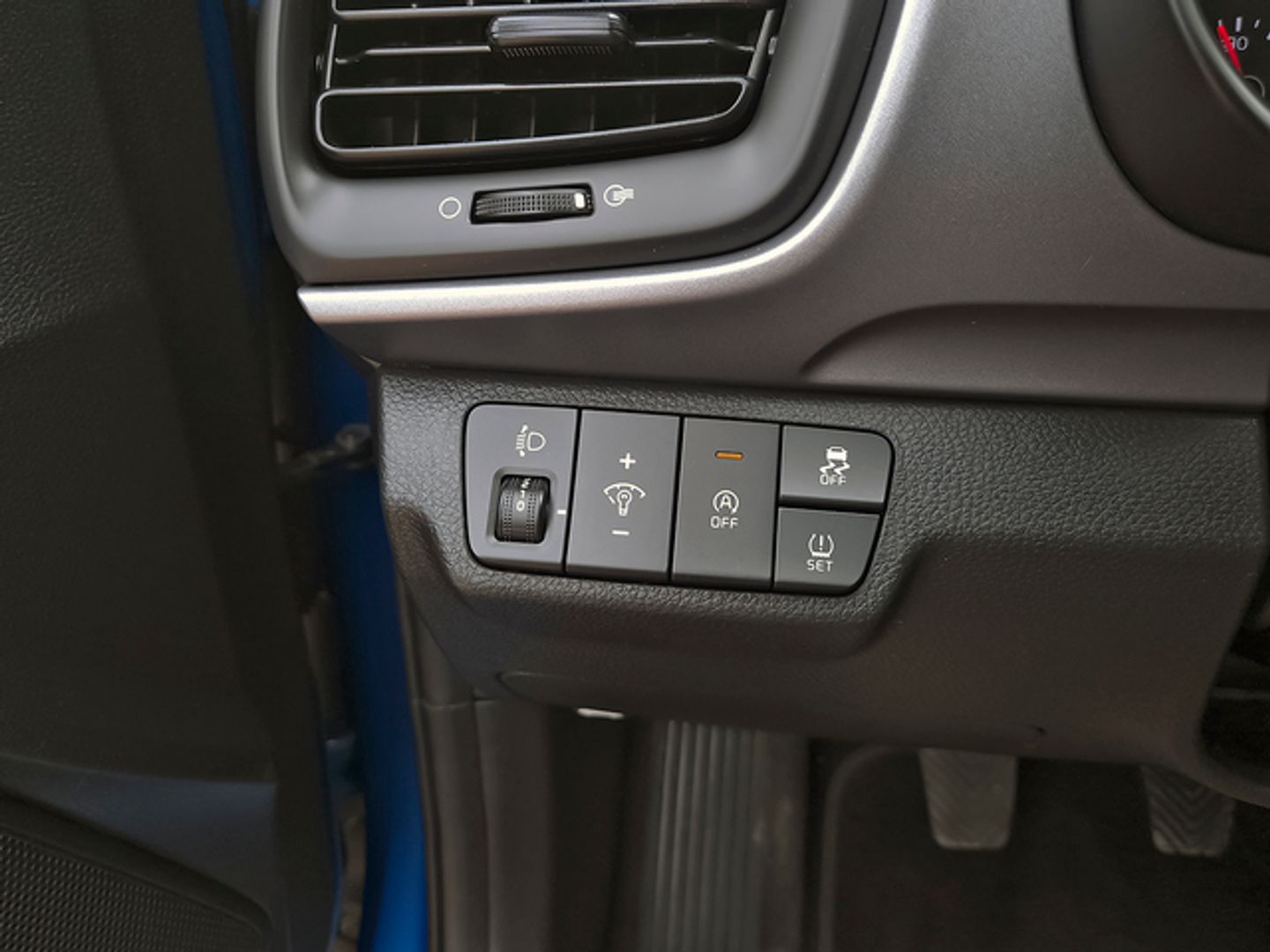 Kia Stonic 1.0 T-GDi MHEV iMT Concept 74 kW (100 CV)