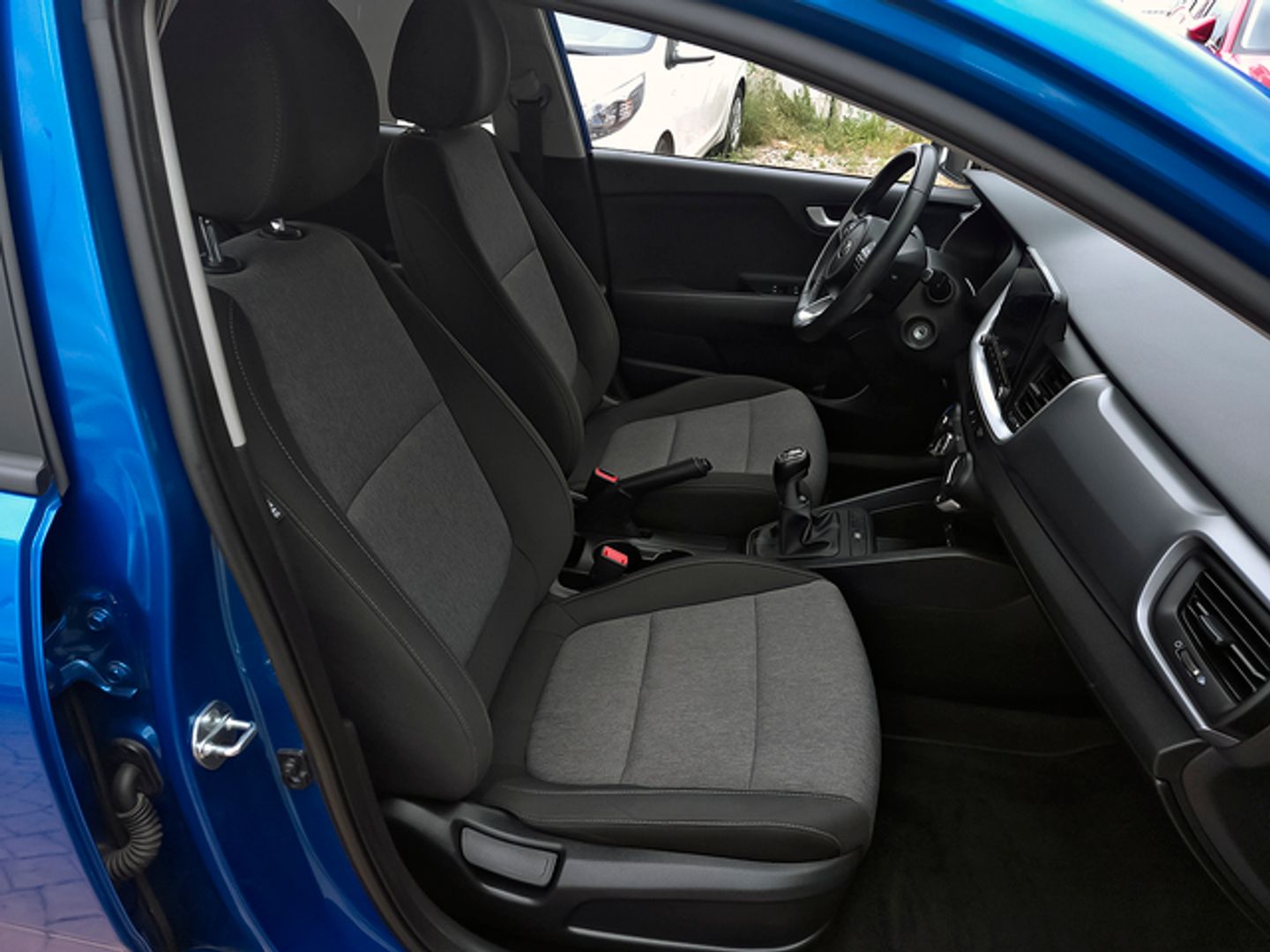 Kia Stonic 1.0 T-GDi MHEV iMT Concept 74 kW (100 CV)