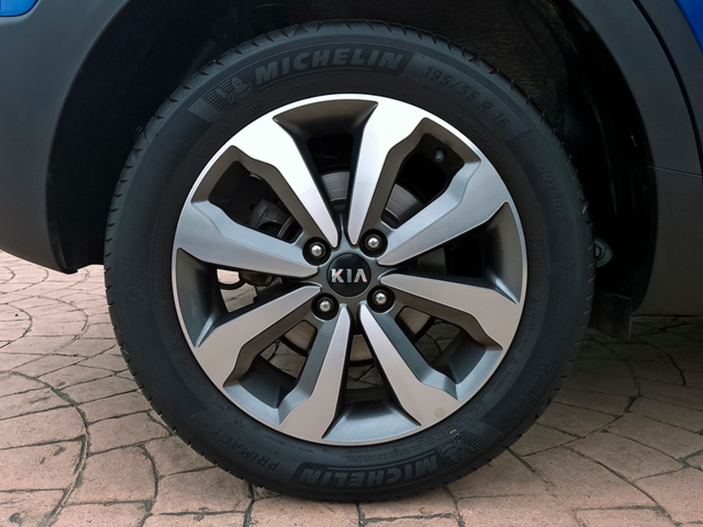 Kia Stonic 1.0 T-GDi MHEV iMT Concept 74 kW (100 CV)