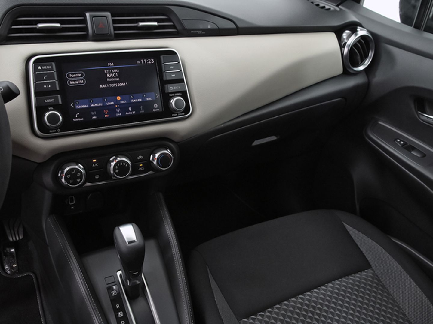 Nissan Micra IG-T 92 Acenta CVT 68 kW (92 CV)