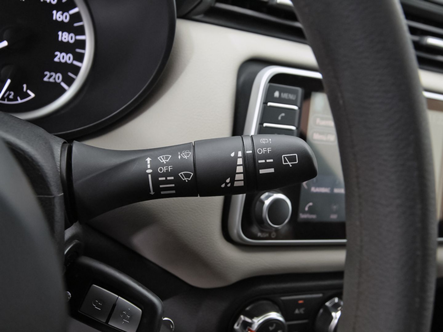Nissan Micra IG-T 92 Acenta CVT 68 kW (92 CV)