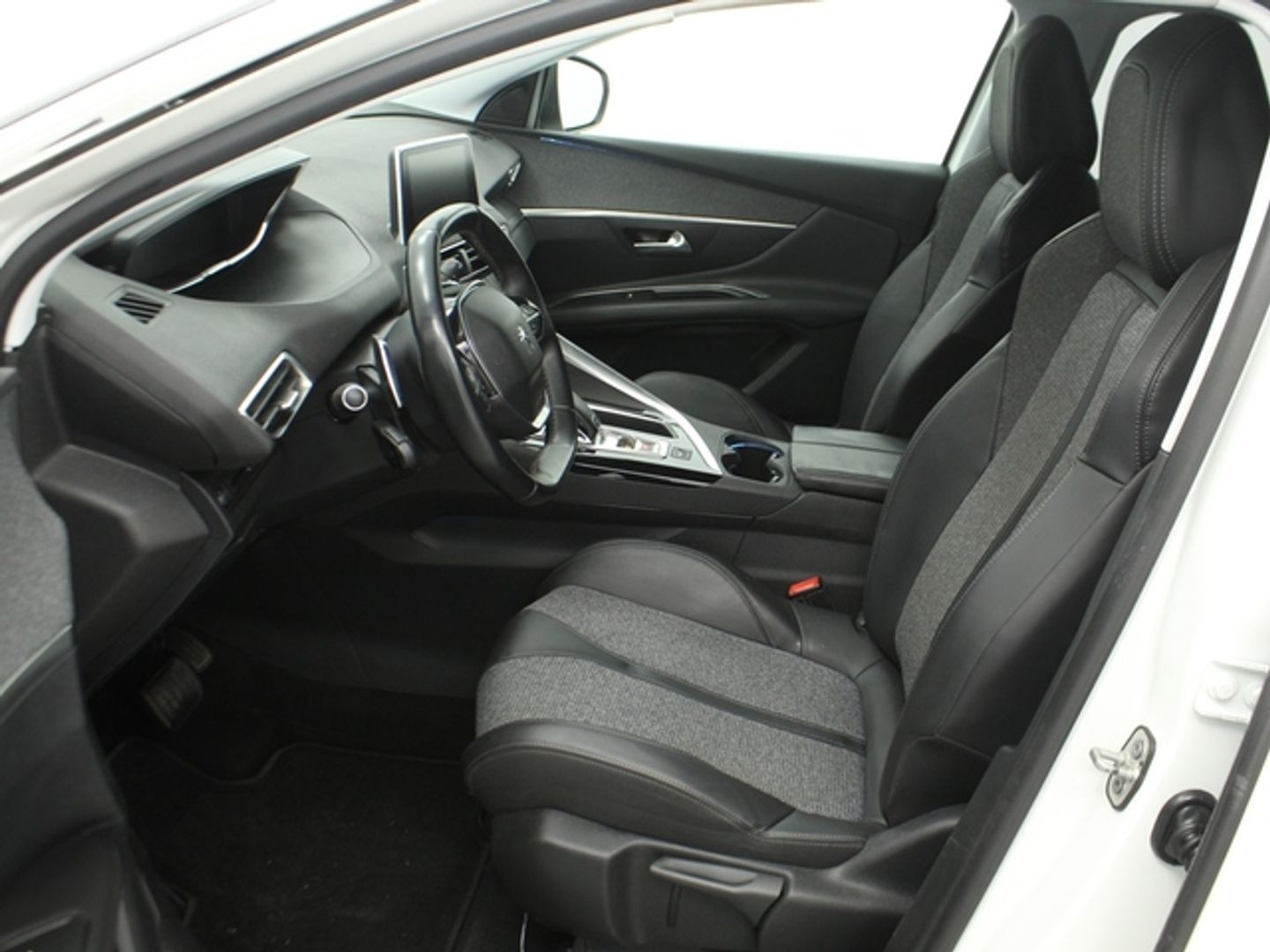 Peugeot 3008 1.5 BlueHDi S&S Allure EAT8 96 kW (130 CV)