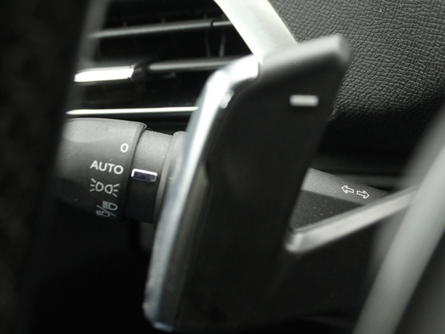 Peugeot 3008 1.5 BlueHDi S&S Allure EAT8 96 kW (130 CV)