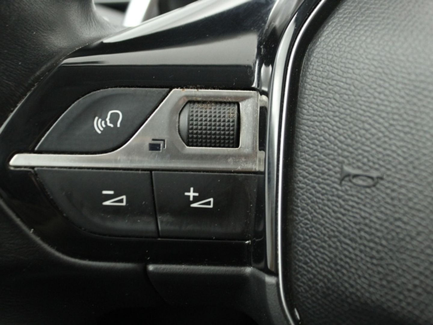 Peugeot 3008 1.5 BlueHDi S&S Allure EAT8 96 kW (130 CV)