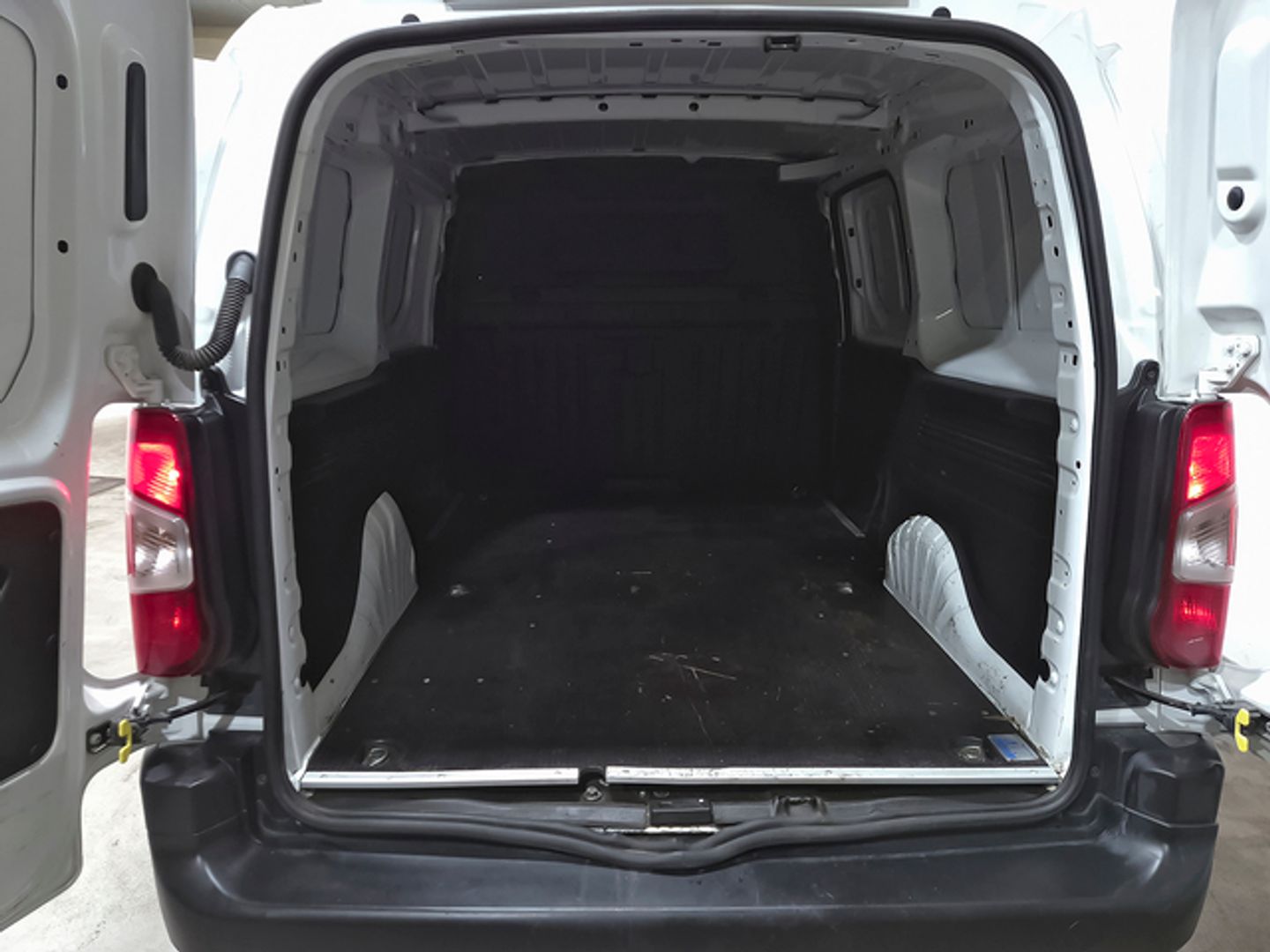 Citroen Berlingo Furgon BlueHDi 100 Talla XL Control 75 kW (102 CV)