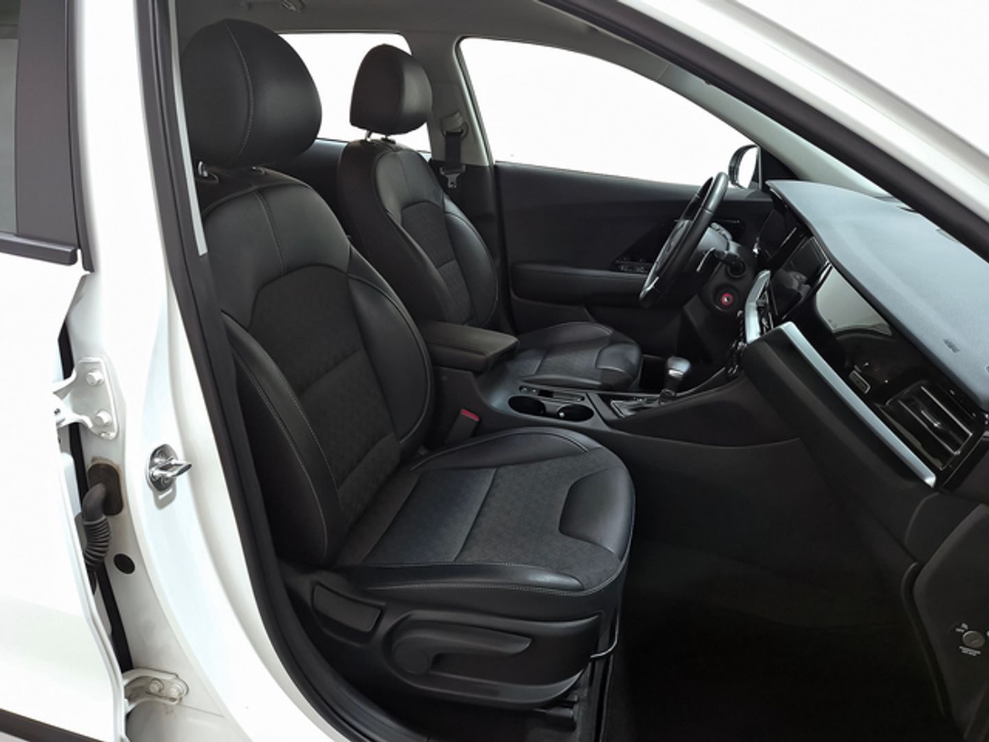 Kia Niro 1.6 GDi HEV Híbrido Drive 104 kW (141 CV)