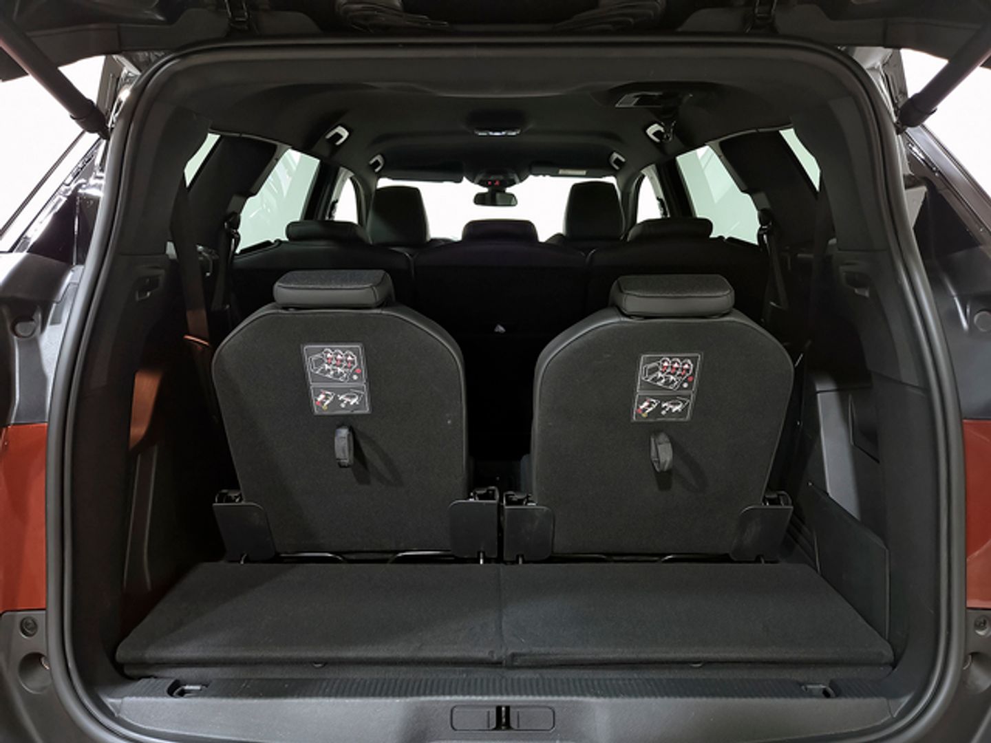 Peugeot 5008 PureTech 130 S&S Allure Pack 96 kW (130 CV)