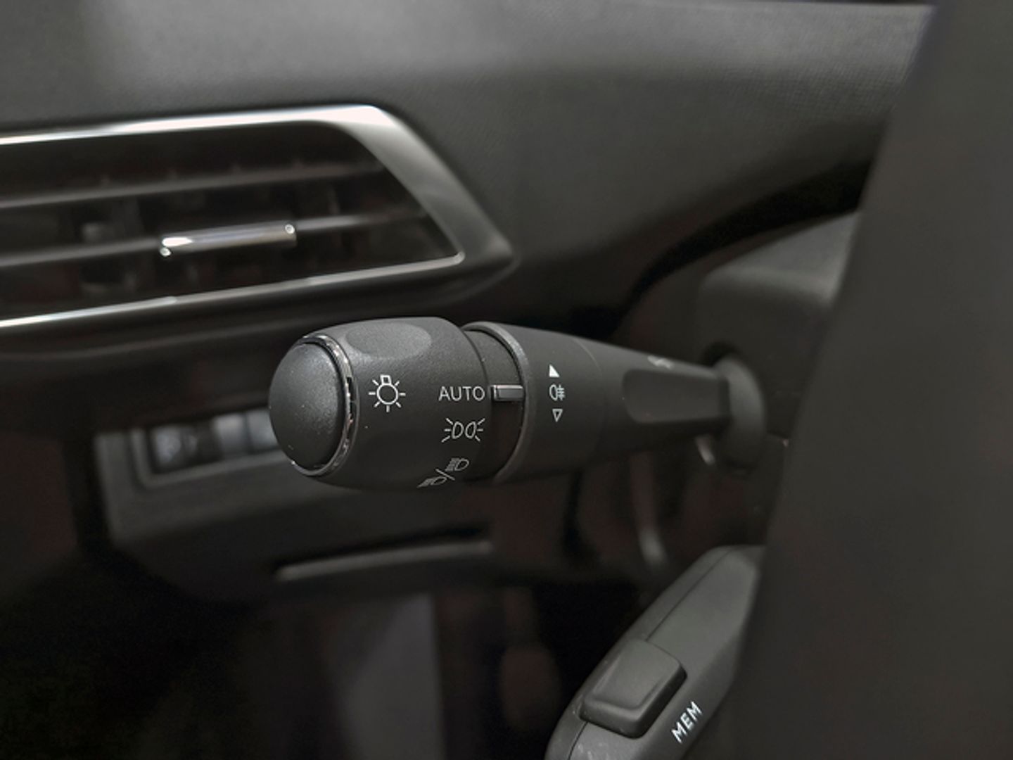 Peugeot 5008 PureTech 130 S&S Allure Pack 96 kW (130 CV)
