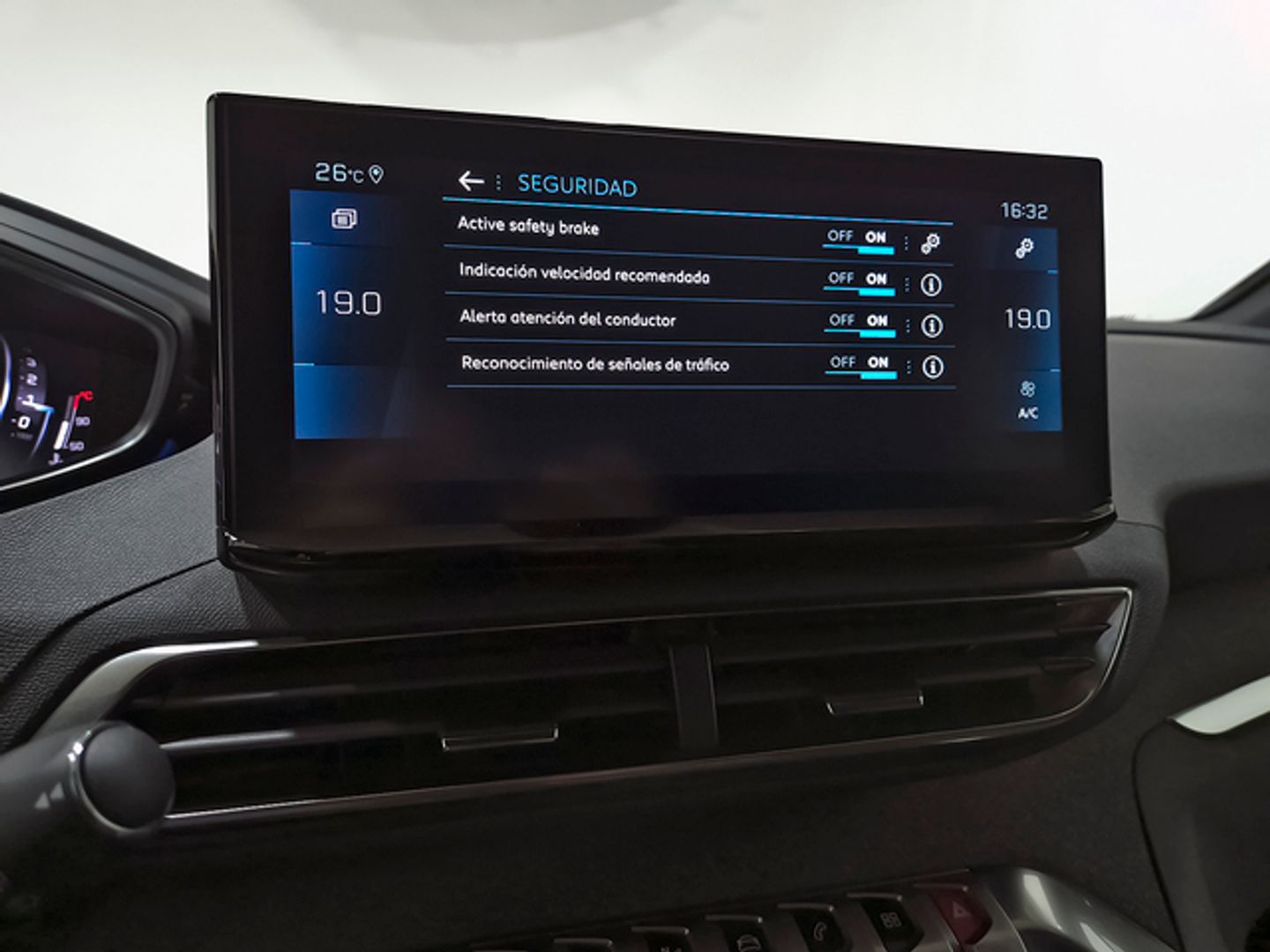 Peugeot 5008 PureTech 130 S&S Allure Pack 96 kW (130 CV)