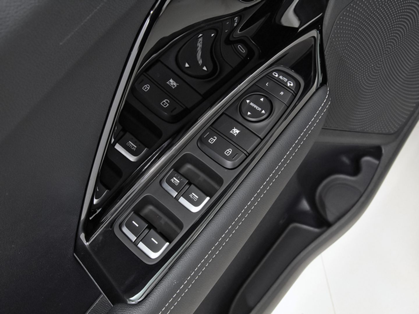 Kia Niro 1.6 GDi HEV Drive 104 kW (141 CV)