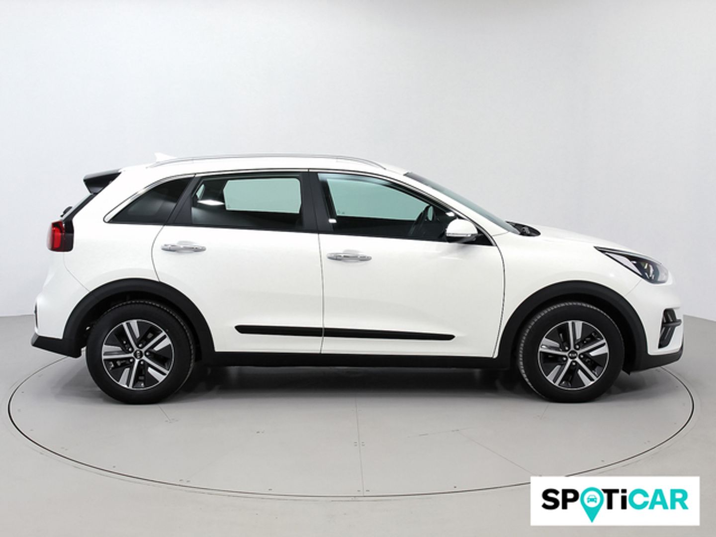 Kia Niro 1.6 GDi HEV Drive 104 kW (141 CV)