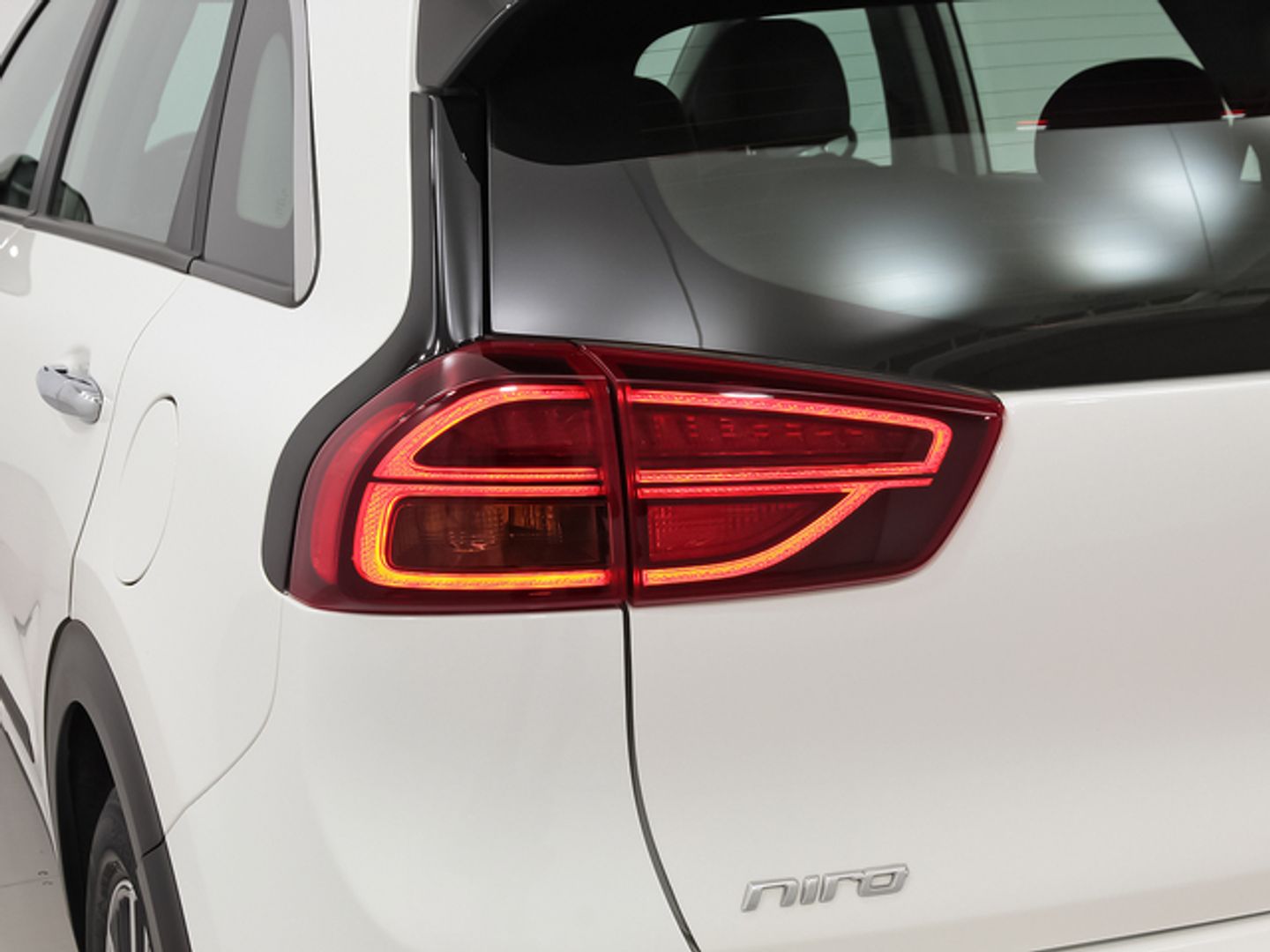 Kia Niro 1.6 GDi HEV Drive 104 kW (141 CV)