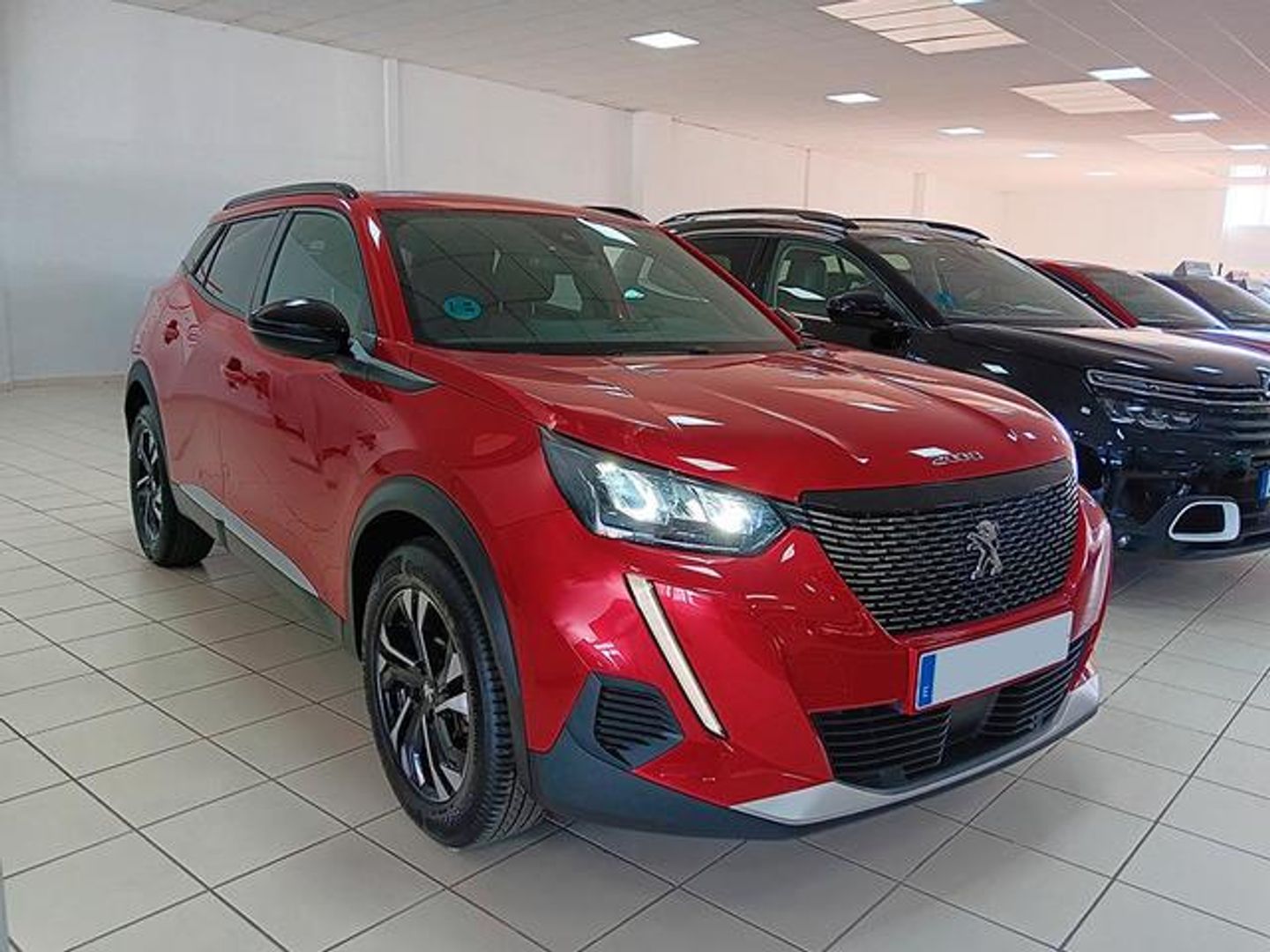Peugeot 2008 PureTech 130 S&S Allure Pack EAT8 96 kW (130 CV) Rojo SUV