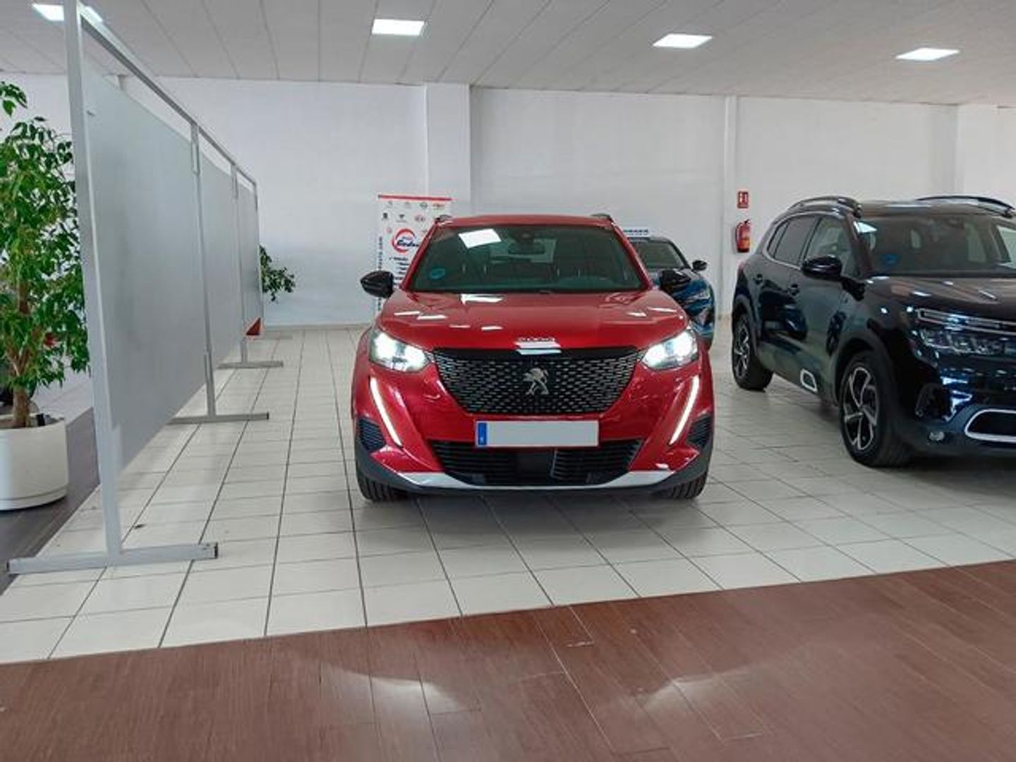 Peugeot 2008 PureTech 130 S&S Allure Pack EAT8 96 kW (130 CV)