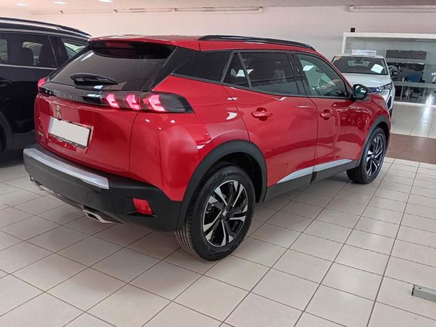Peugeot 2008 PureTech 130 S&S Allure Pack EAT8 96 kW (130 CV)