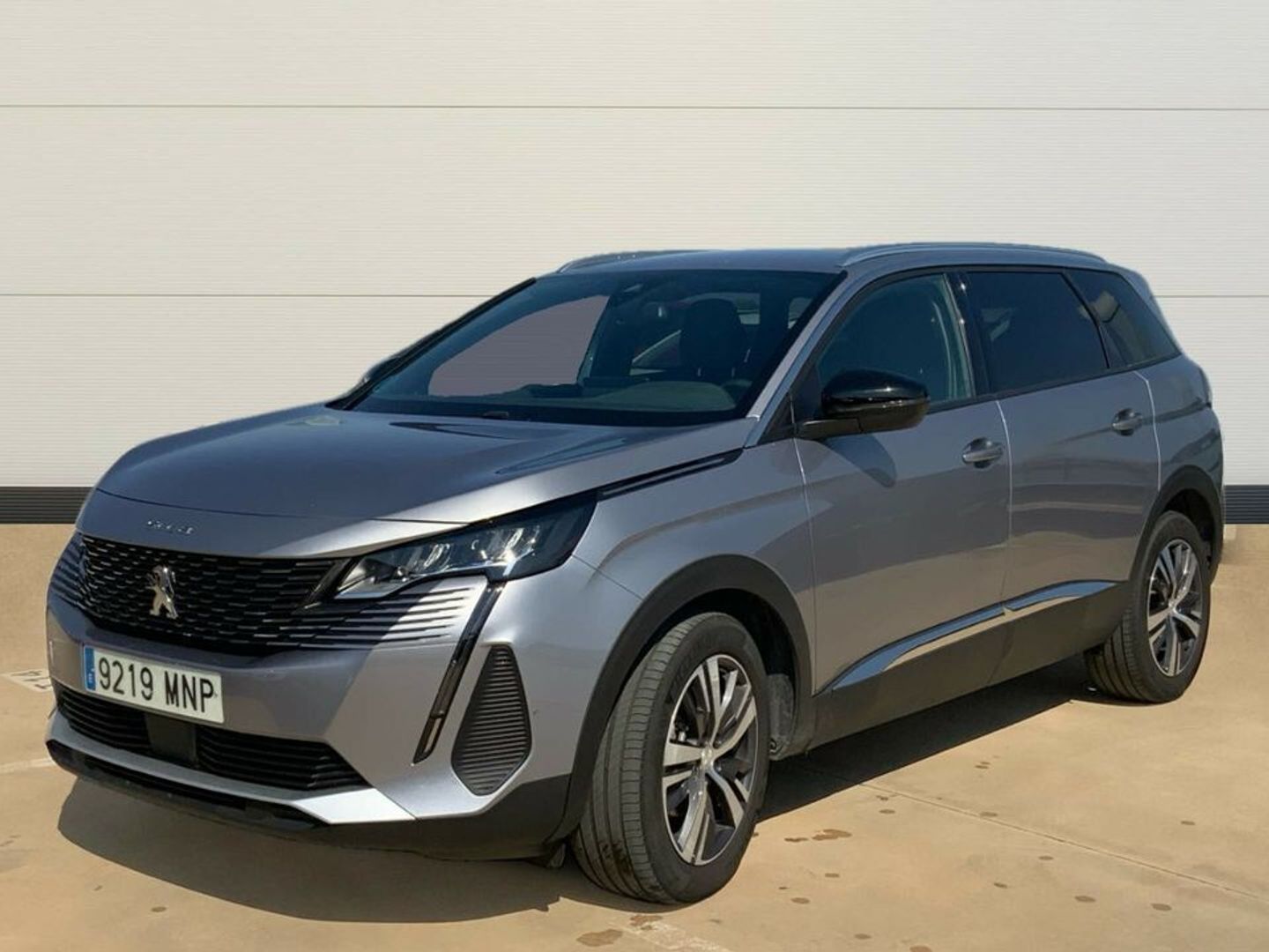 Peugeot 5008 Hybrid 1.2 Allure Pack eDCS6 100 kW (136 CV)