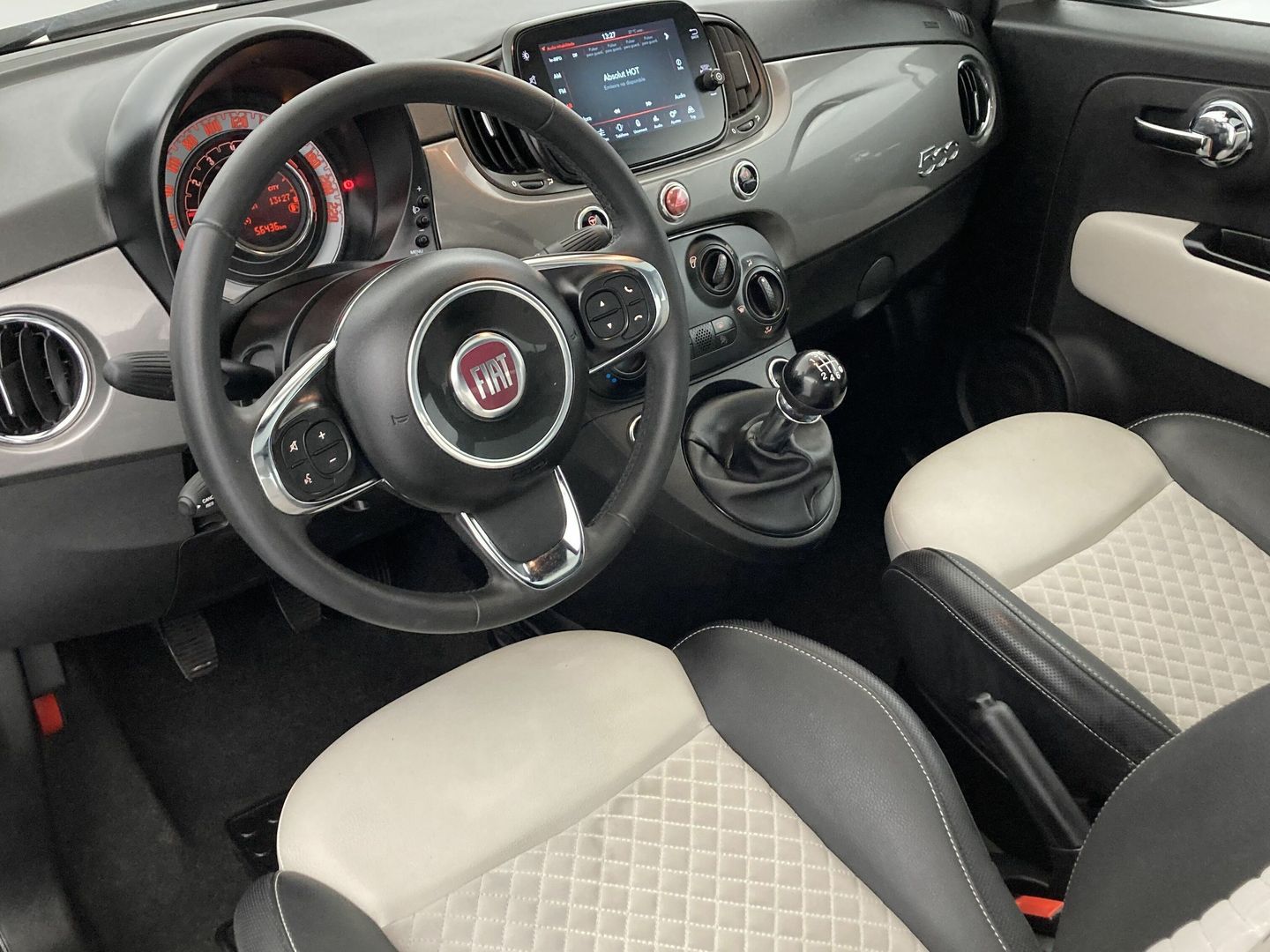 Fiat 500 1.0 Hybrid Dolcevita 51 kW (70 CV)