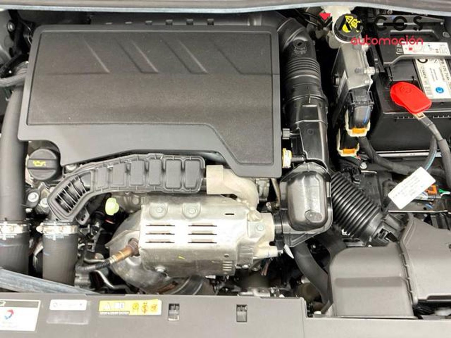Peugeot 408 Puretech 130 Allure Pack EAT8 96 kW (130 CV)