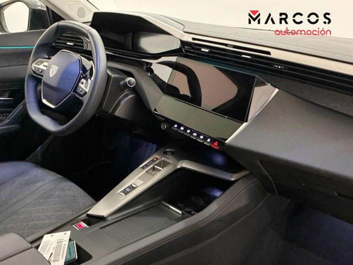 Peugeot 408 Puretech 130 Allure Pack EAT8 96 kW (130 CV)