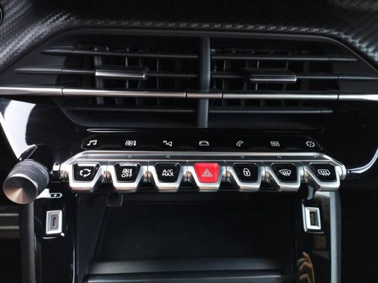Peugeot 2008 BlueHDi 130 S&S GT EAT8 96 kW (130 CV)