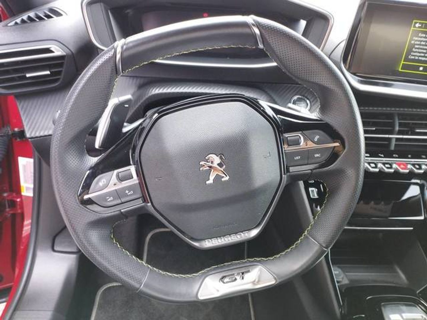 Peugeot 2008 BlueHDi 130 S&S GT EAT8 96 kW (130 CV)