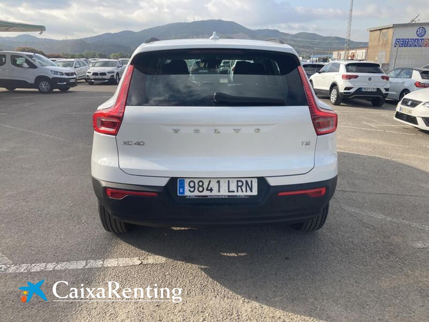 Volvo XC40 T2 Momentum Core 95 kW (129 CV)
