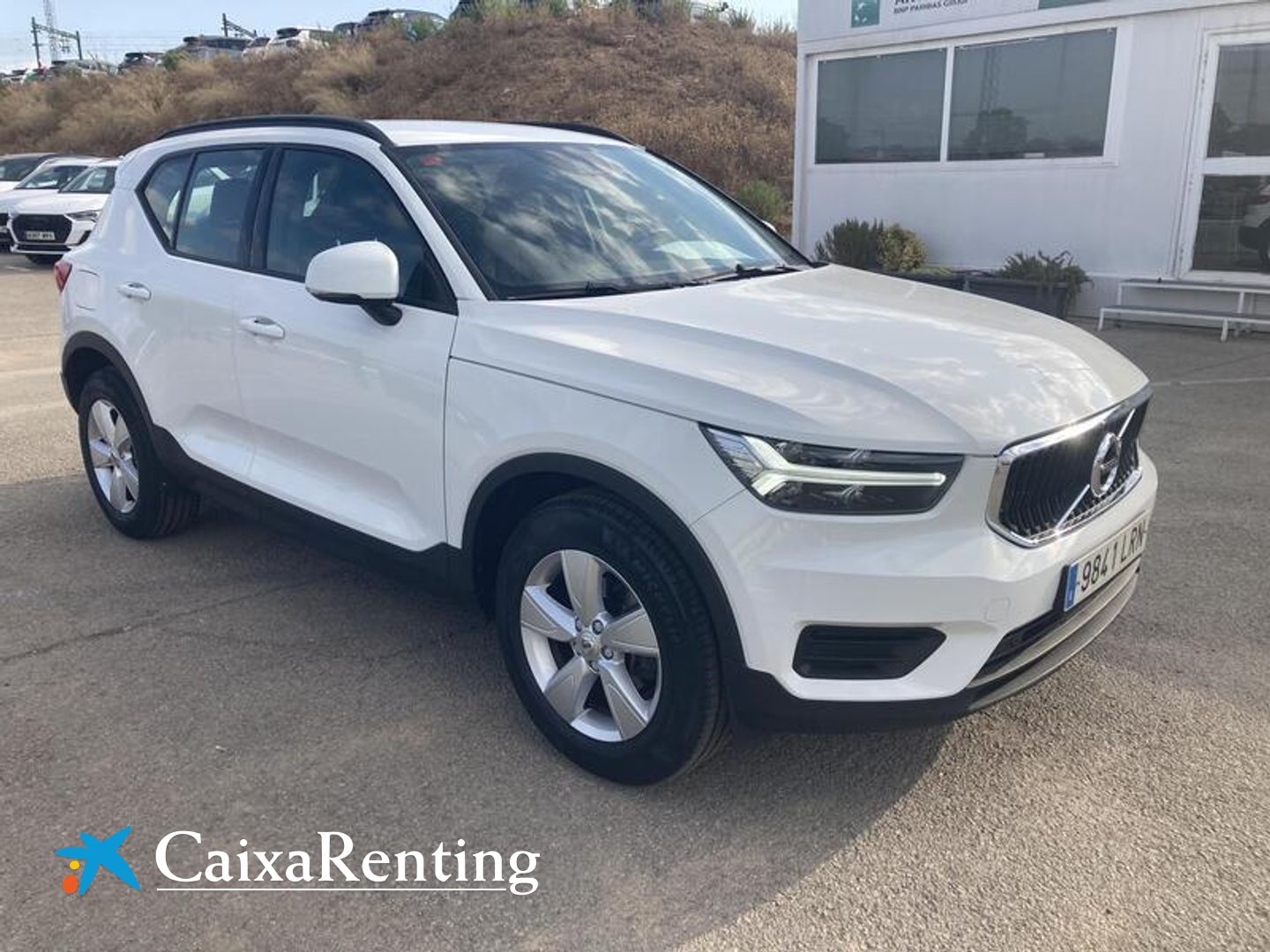 Volvo XC40 T2 Momentum Core 95 kW (129 CV)