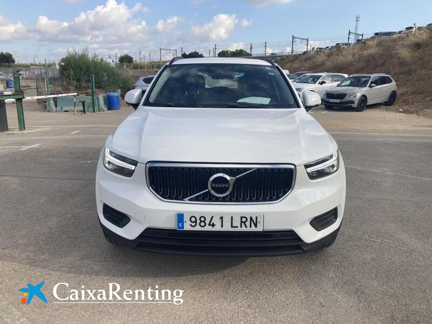 Volvo XC40 T2 Momentum Core 95 kW (129 CV)