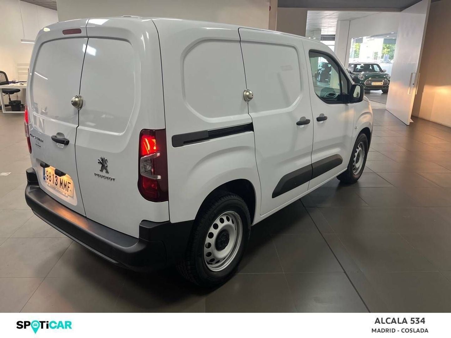 Peugeot e-Partner Electico 100 kW Standard 800kg 100 kW (136 CV)