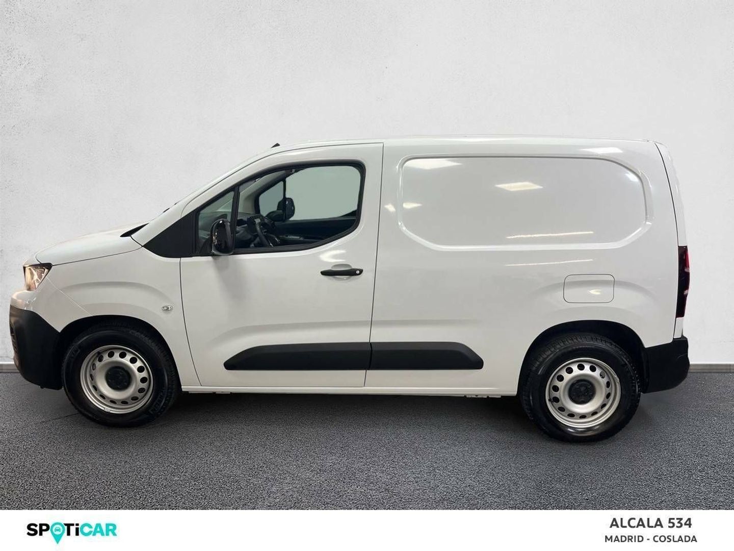 Peugeot e-Partner Electico 100 kW Standard 800kg 100 kW (136 CV)