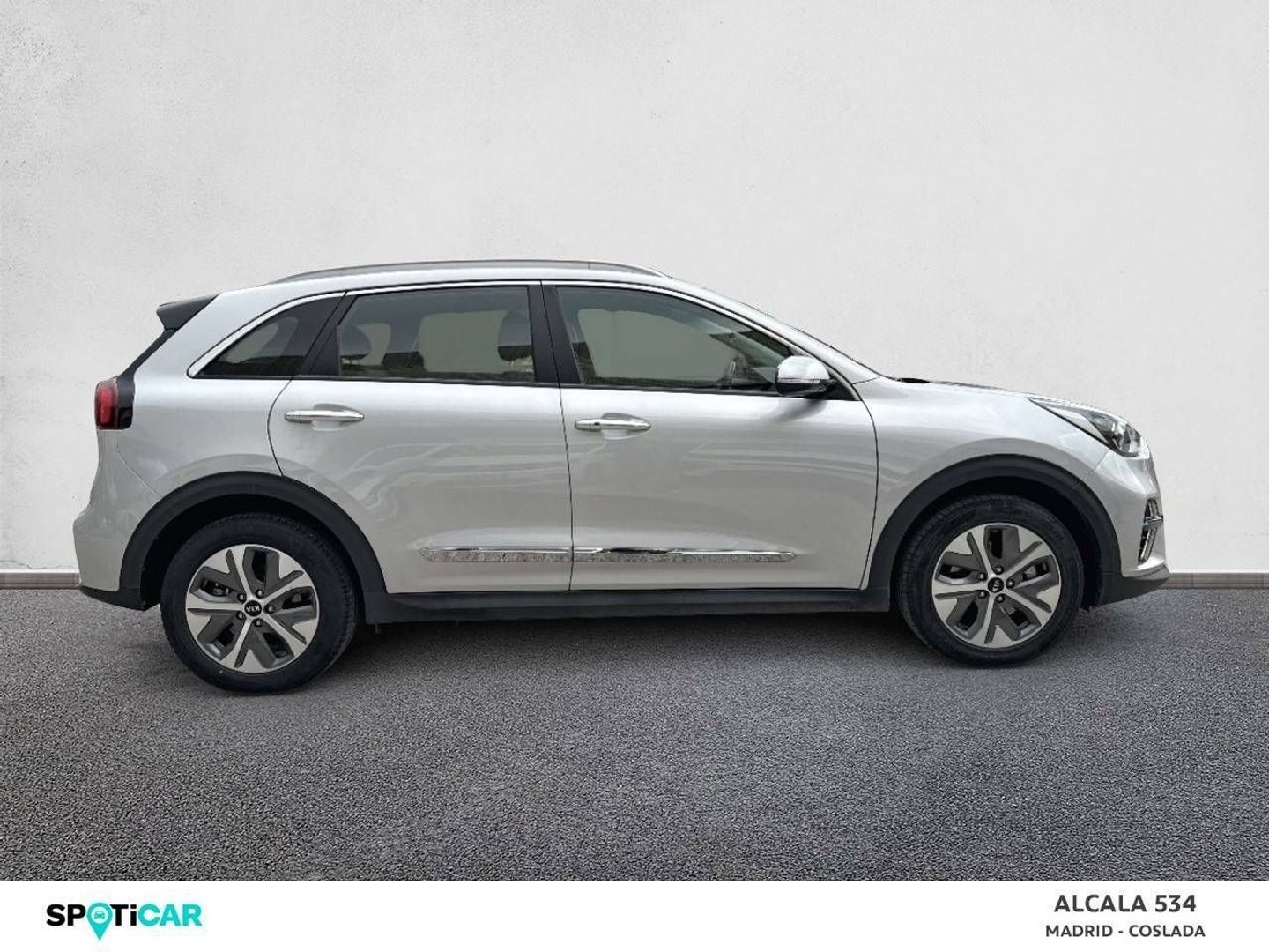 Kia Niro e-Niro Drive 100 kW (136 CV)