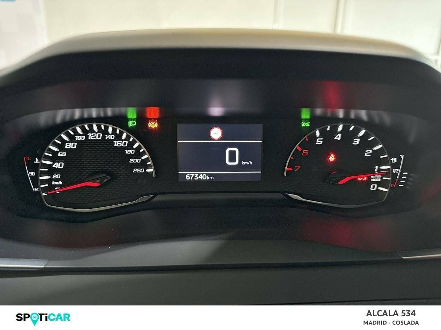 Peugeot 2008 PureTech 100 S&S Allure 75 kW (100 CV)