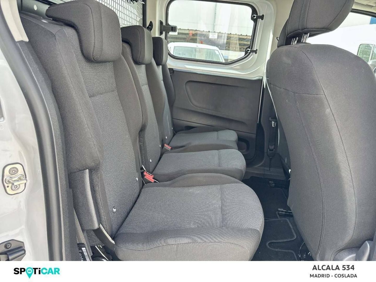 Peugeot Rifter Active Business Standard BlueHDi 73 kW (100 CV)