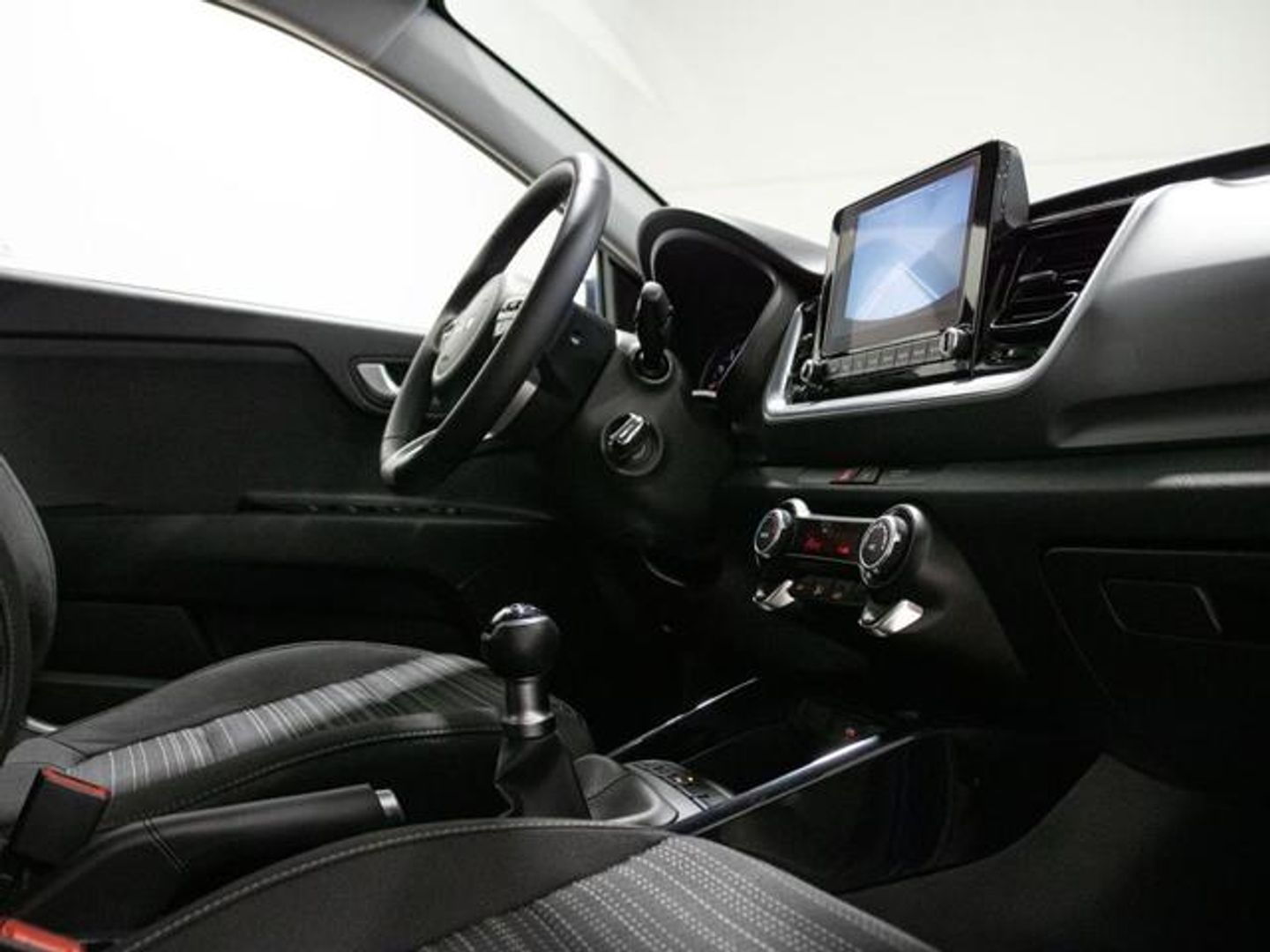 Kia Stonic 1.0 T-GDi MHEV Drive iMT 74 kW (100 CV)