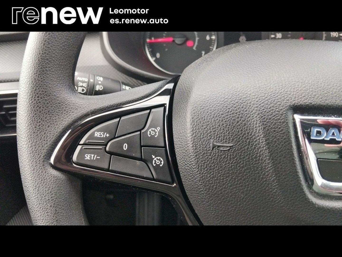 Dacia Sandero Essential SCe 49 kW (67 CV)