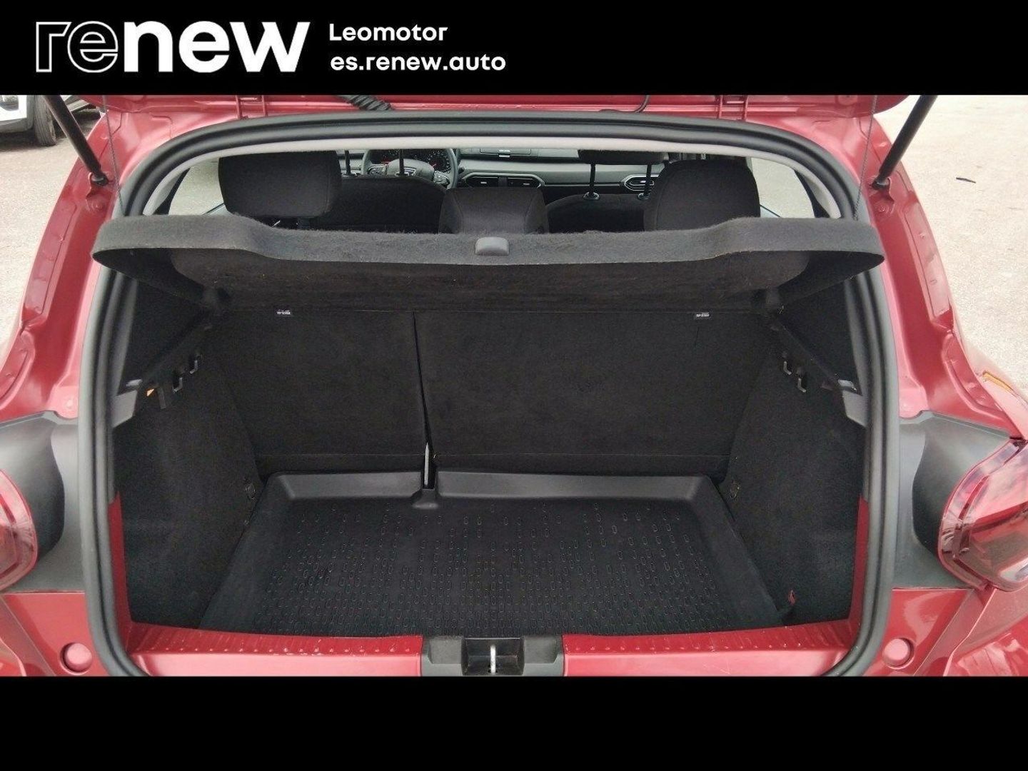 Dacia Sandero Essential SCe 49 kW (67 CV)
