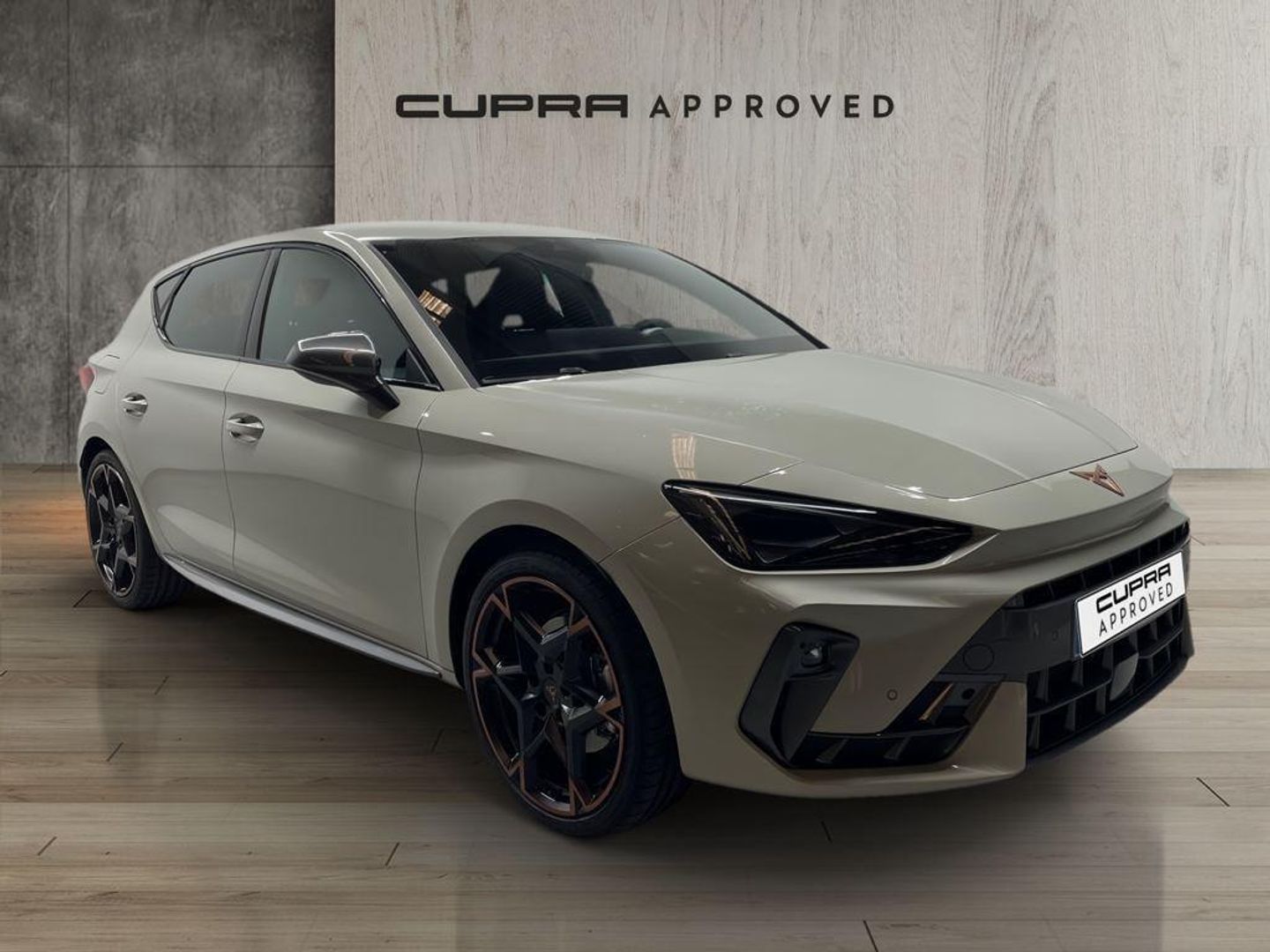 CUPRA León 1.5 eTSI DSG 110 kW (150 CV) Gris Sedan