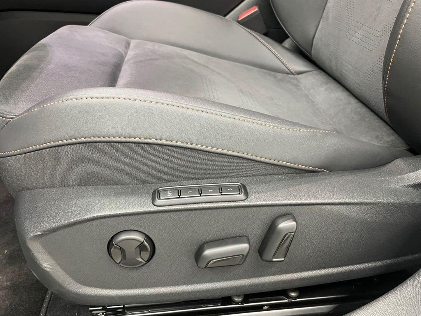 CUPRA León 1.5 eTSI DSG 110 kW (150 CV)