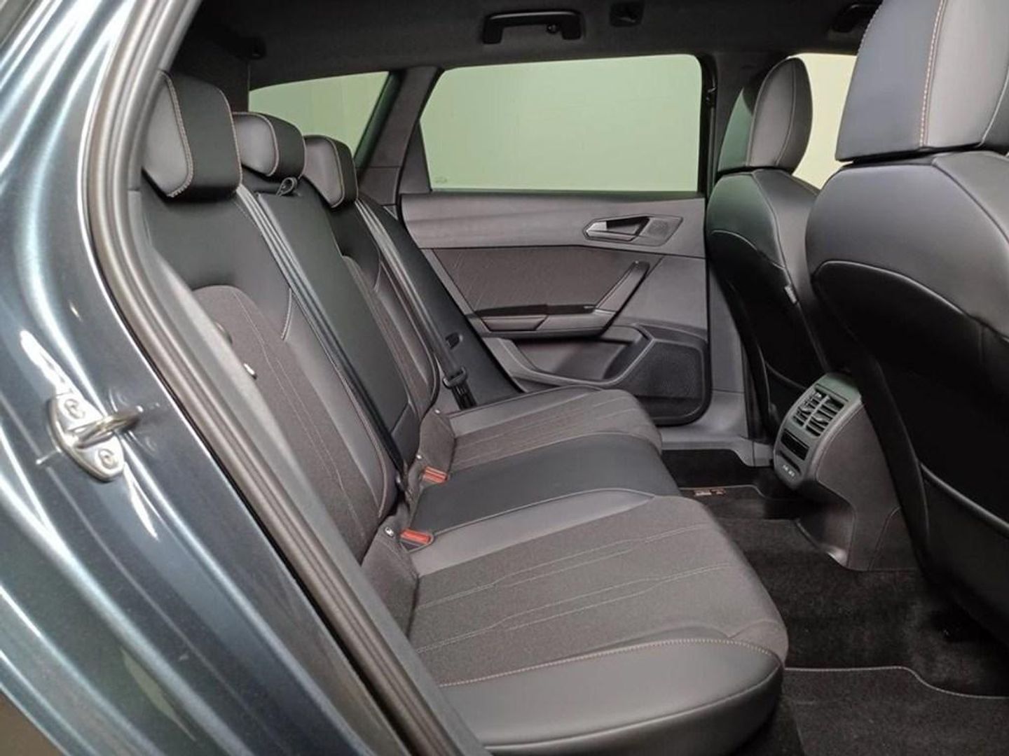 CUPRA Leon Sportstourer 1.5 eTSI DSG 110 kW (150 CV)